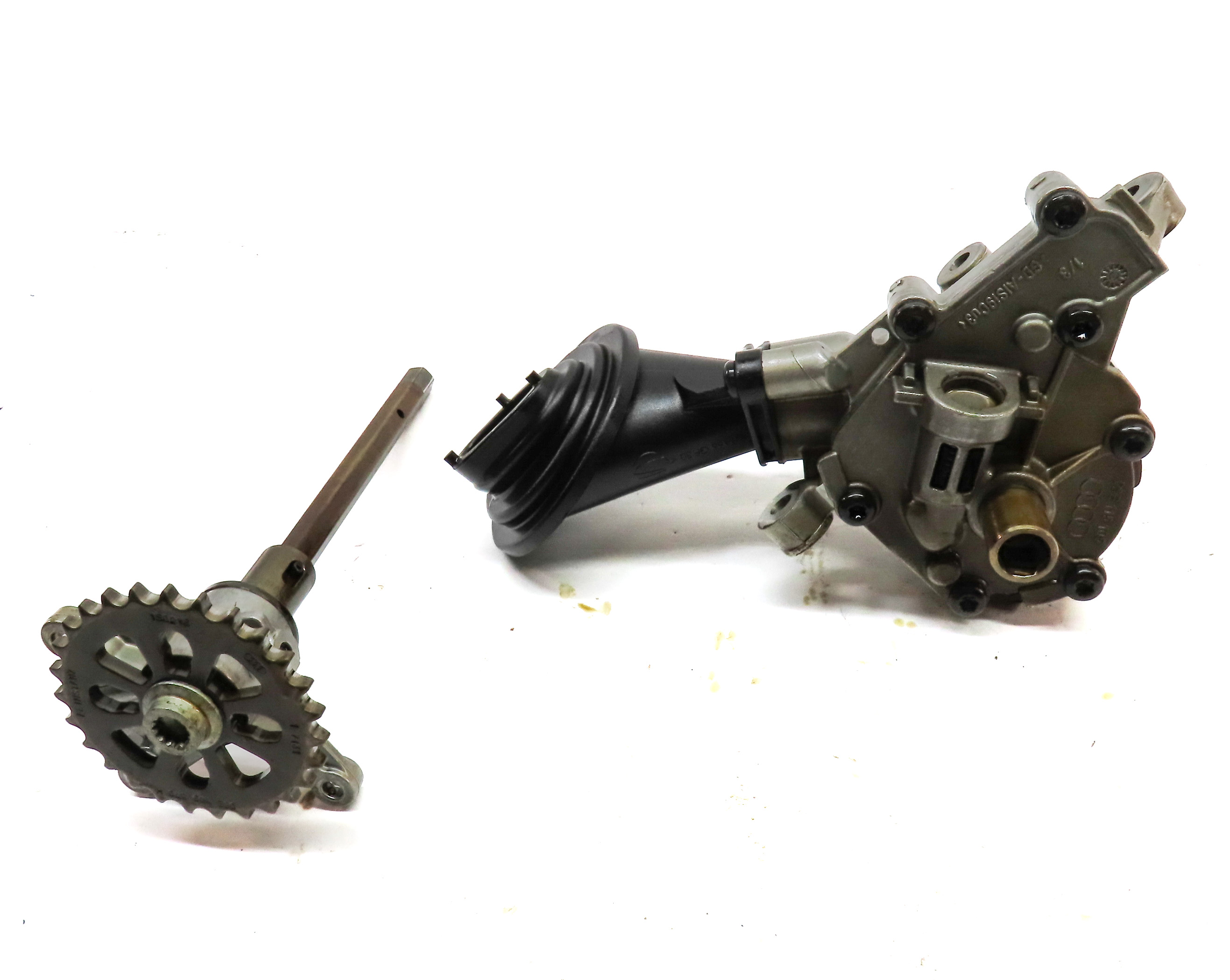 2016 AUDI A6 (C7) 3.0L SUPER (CREC) ENGINE MOTOR OIL FLUID PUMP w/ SPROCKET — exact item pictured
